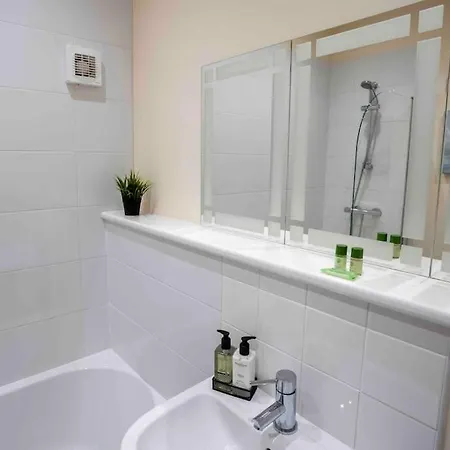 Cosy In With Parking! Kendal